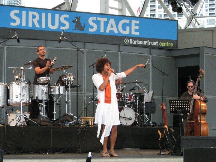 Sinal Aberto at Harbourfront (pic by Dave Burke)